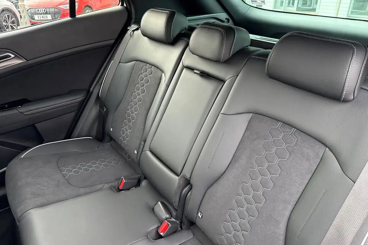 2023-kia-sportage-16-t-gdi-gt-line-148bhp-big-18
