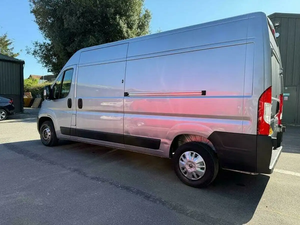 2021-citroen-relay-22bluehdi-35-l3h2-enterprise-140eu6dtss-panel-big-21