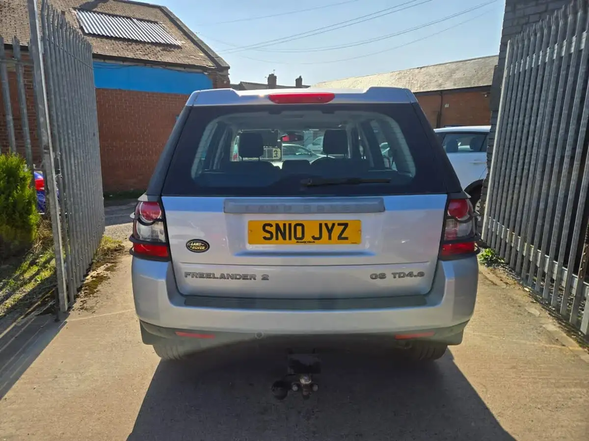 2010-land-rover-freelander-2-22td4e-gs-big-6