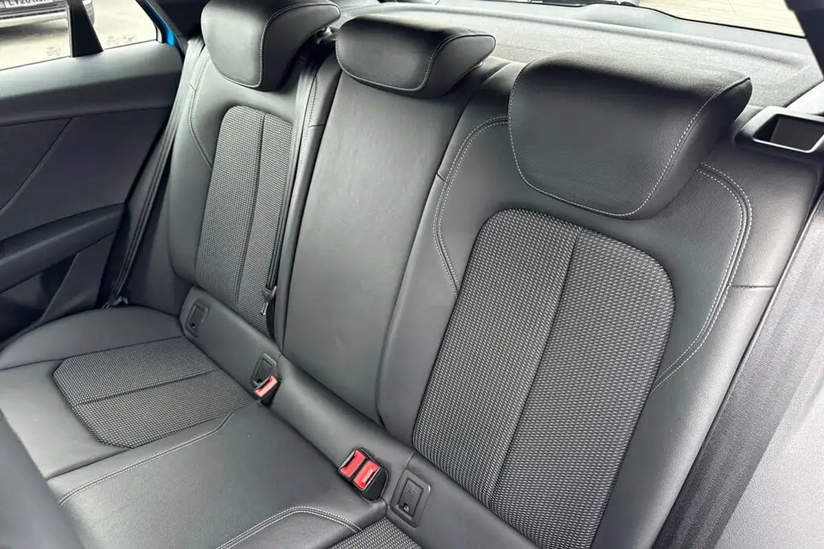 2022-audi-q2-10-30-tfsi-s-line-big-13