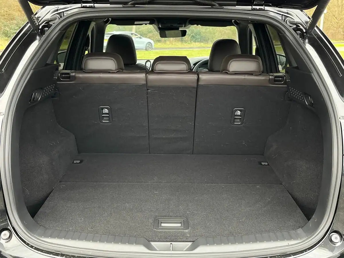 2025-mazda-cx-5-25-takumi-big-11