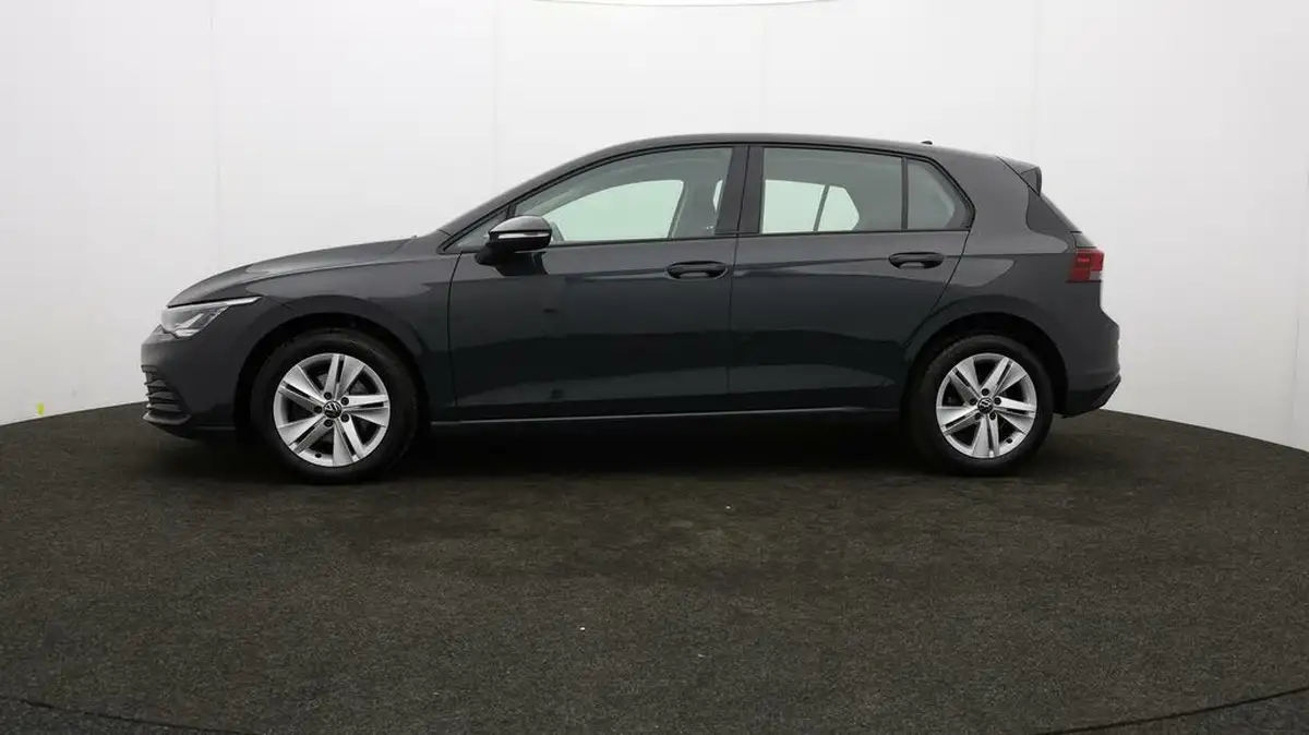 2023-volkswagen-golf-15-tsi-life-130ps-hatchback-big-65