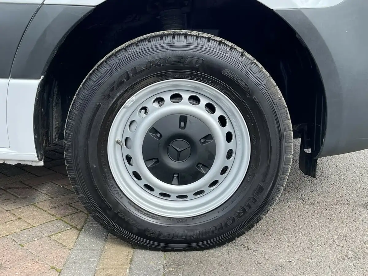 2020-mercedes-benz-sprinter-20cdi-315-l1h1-progressive-big-38