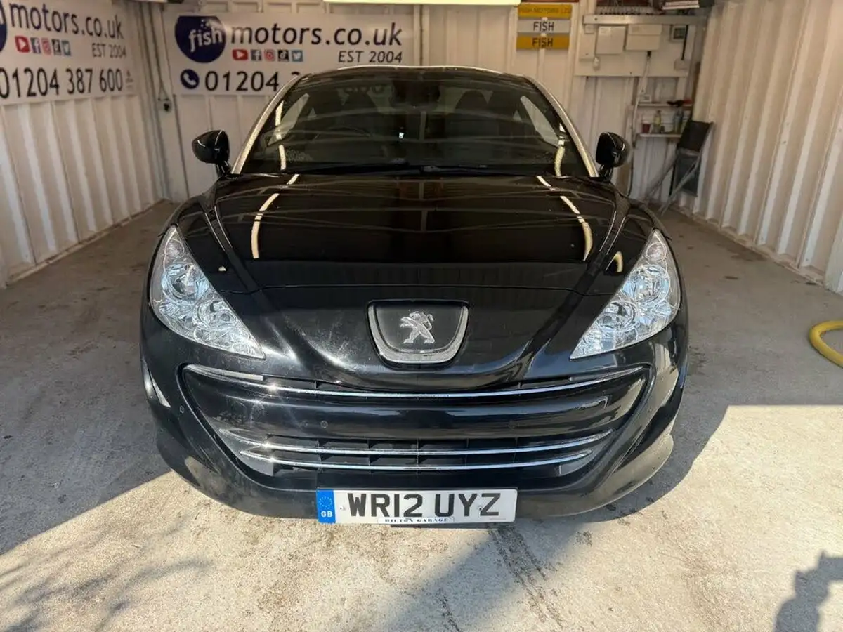 2012-peugeot-rcz-16-gt-156bhp-big-10