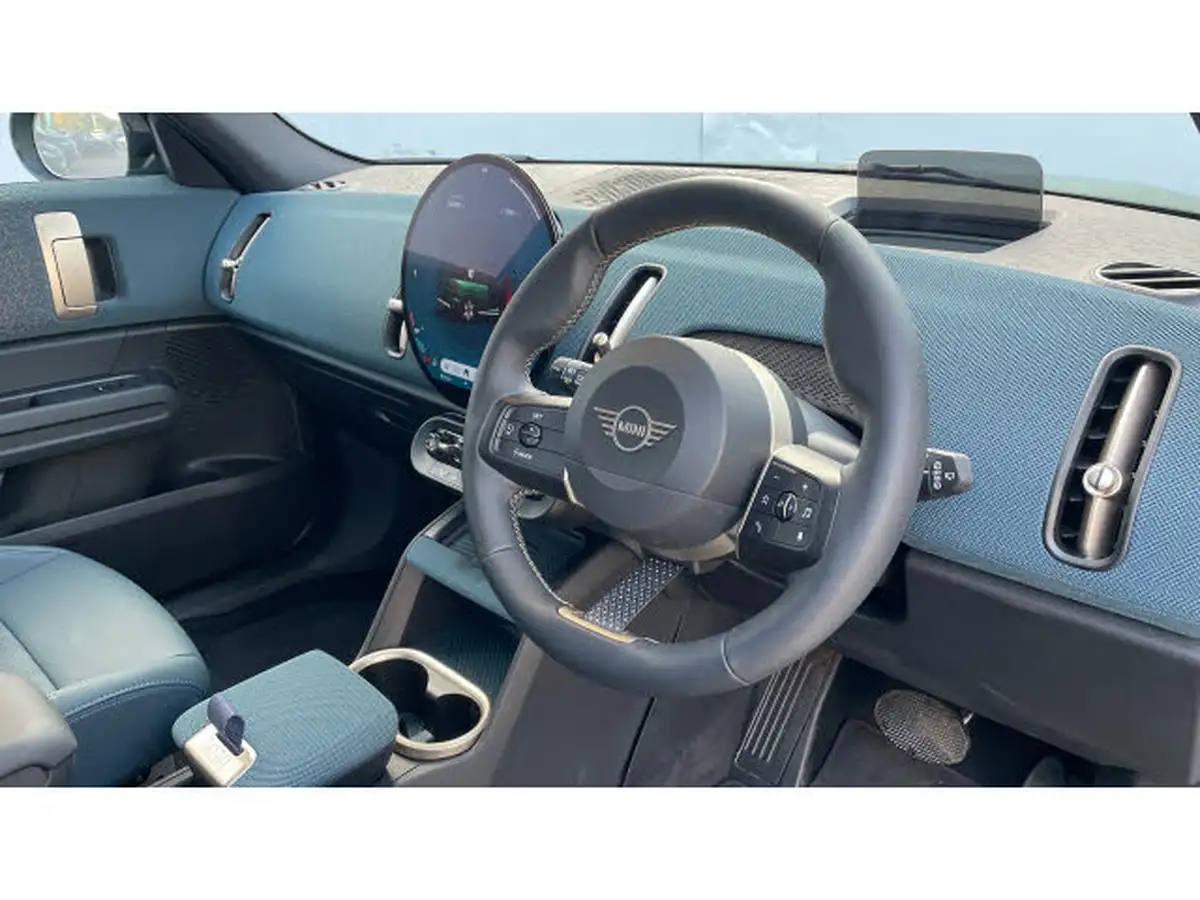 2024-mini-countryman-e-cooper-e-exclusive-big-5