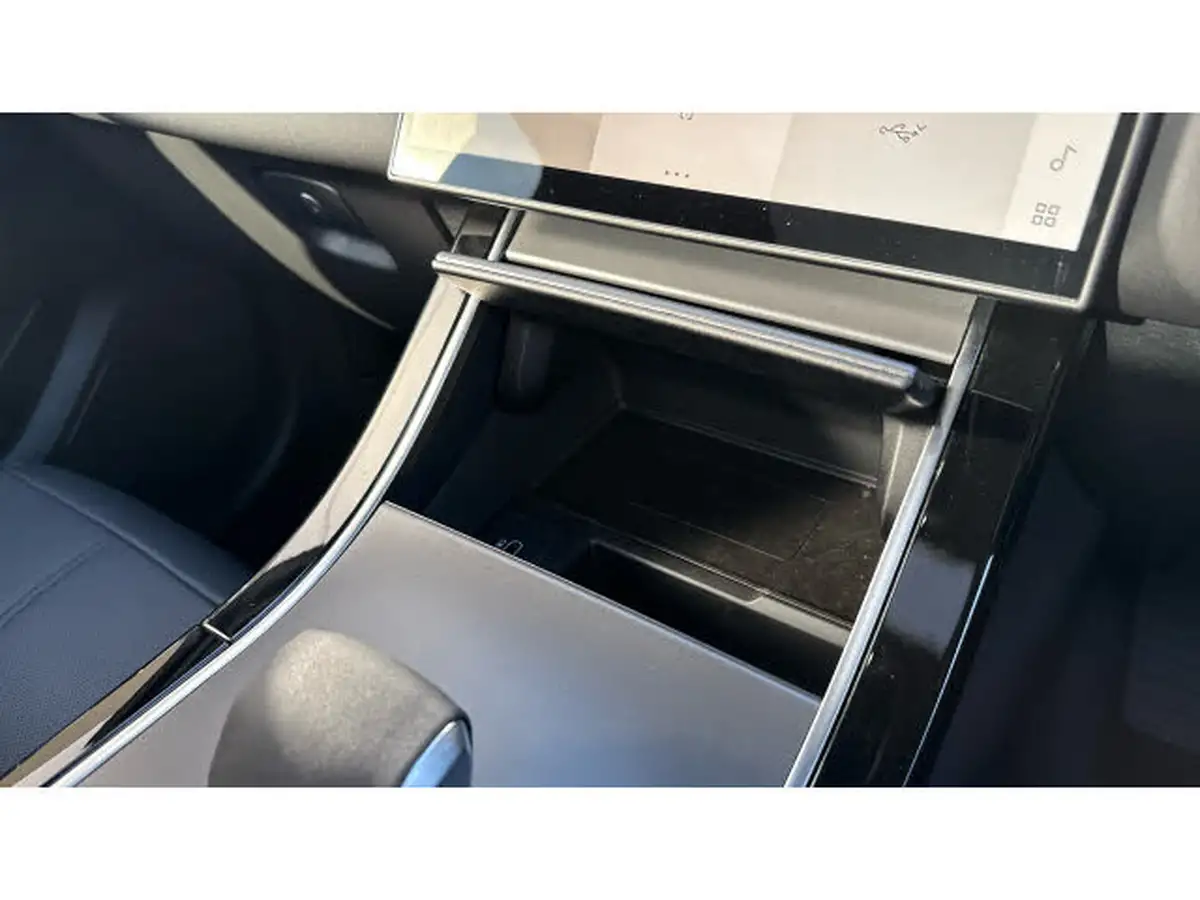 2024-land-rover-range-rover-velar-20-d200-dynamic-se-big-35