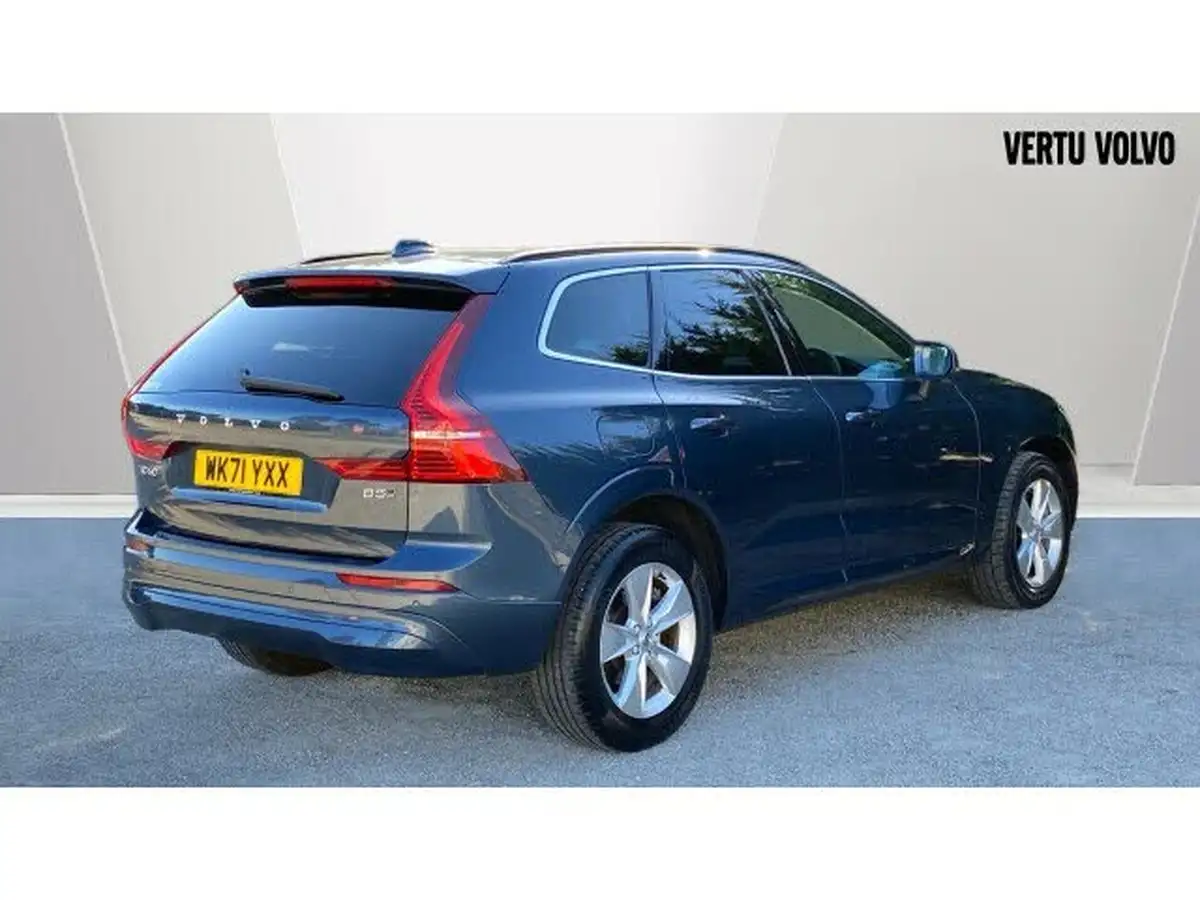 2021-volvo-xc60-20-b5-momentum-awd-big-6