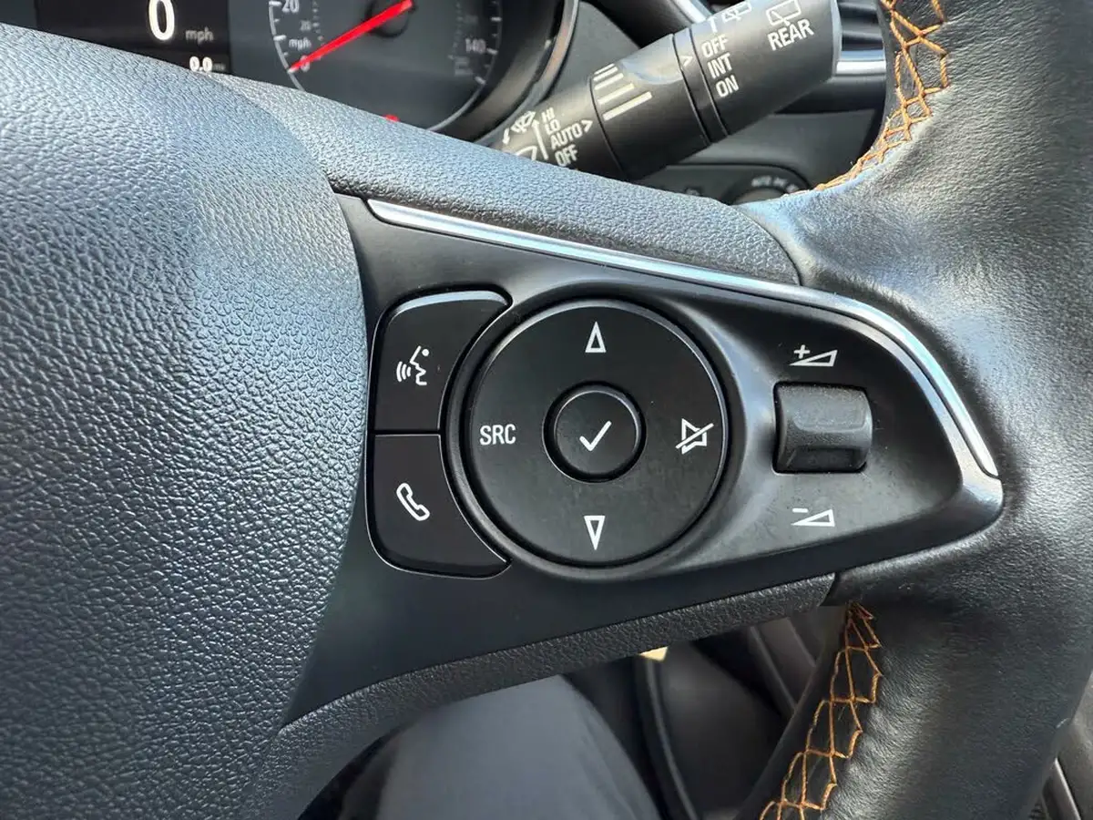2019-vauxhall-crossland-x-12-elite-nav-83ps-ss-big-47