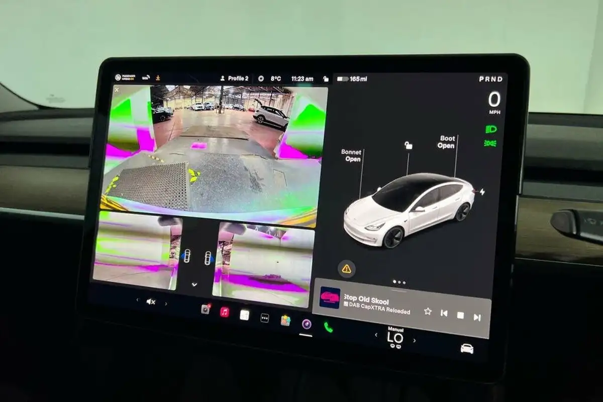 2022-tesla-model-3-e-long-range-big-29