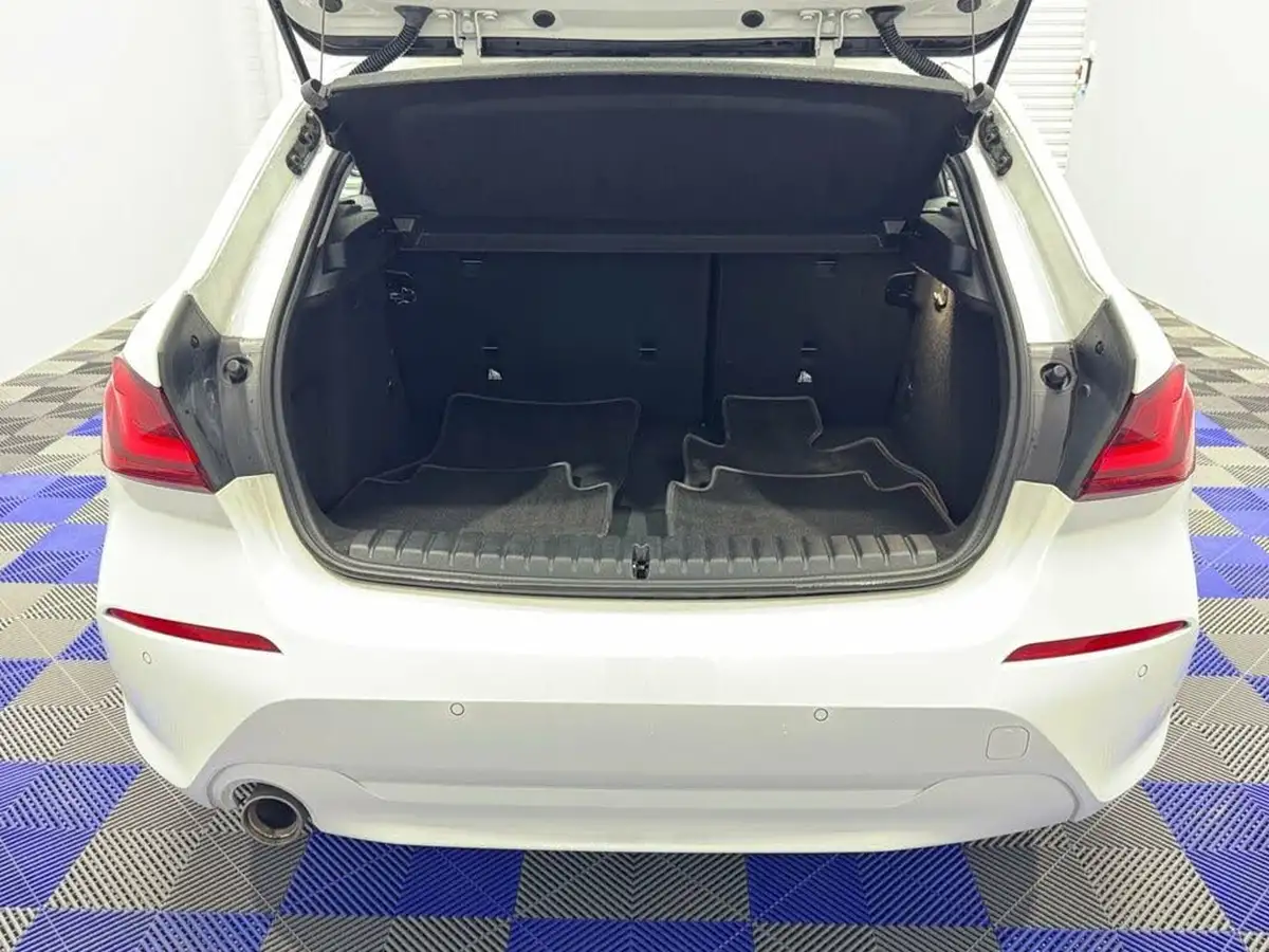 2019-bmw-1-series-big-32
