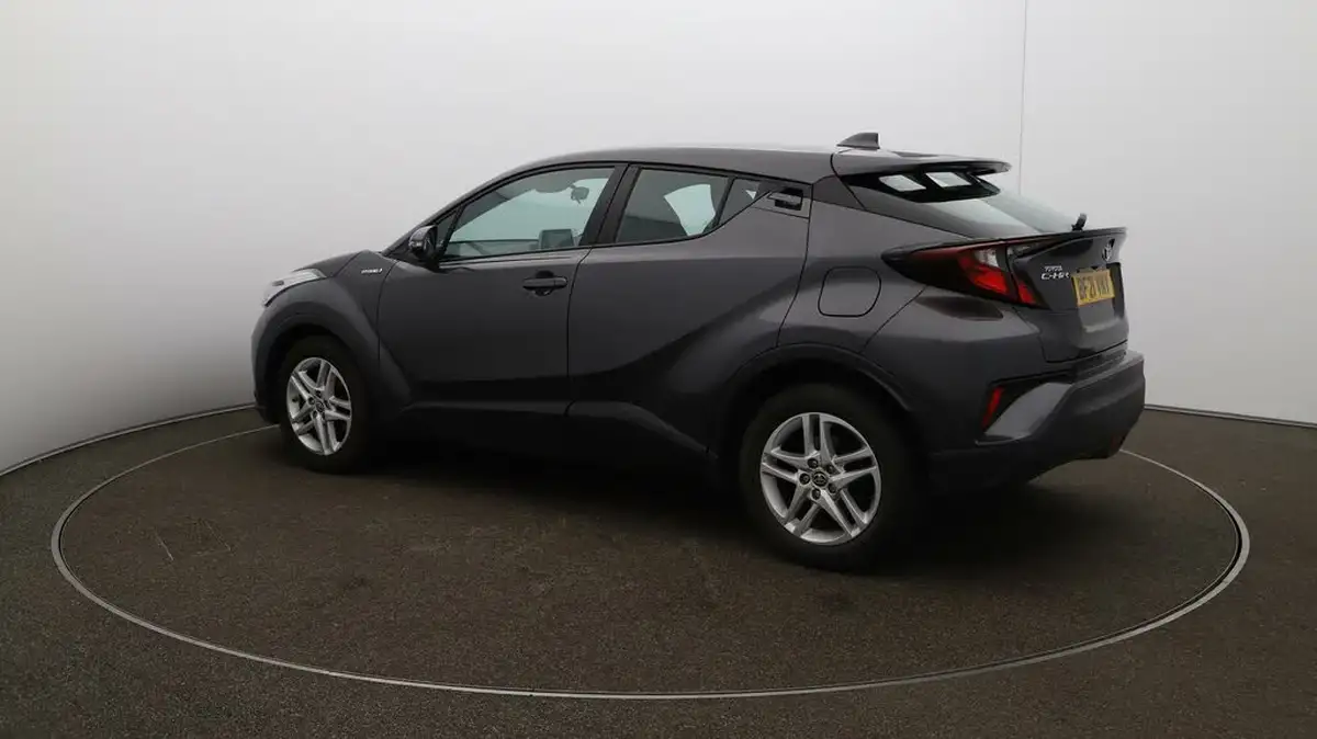 2021-toyota-c-hr-18-vvt-i-icon-big-34
