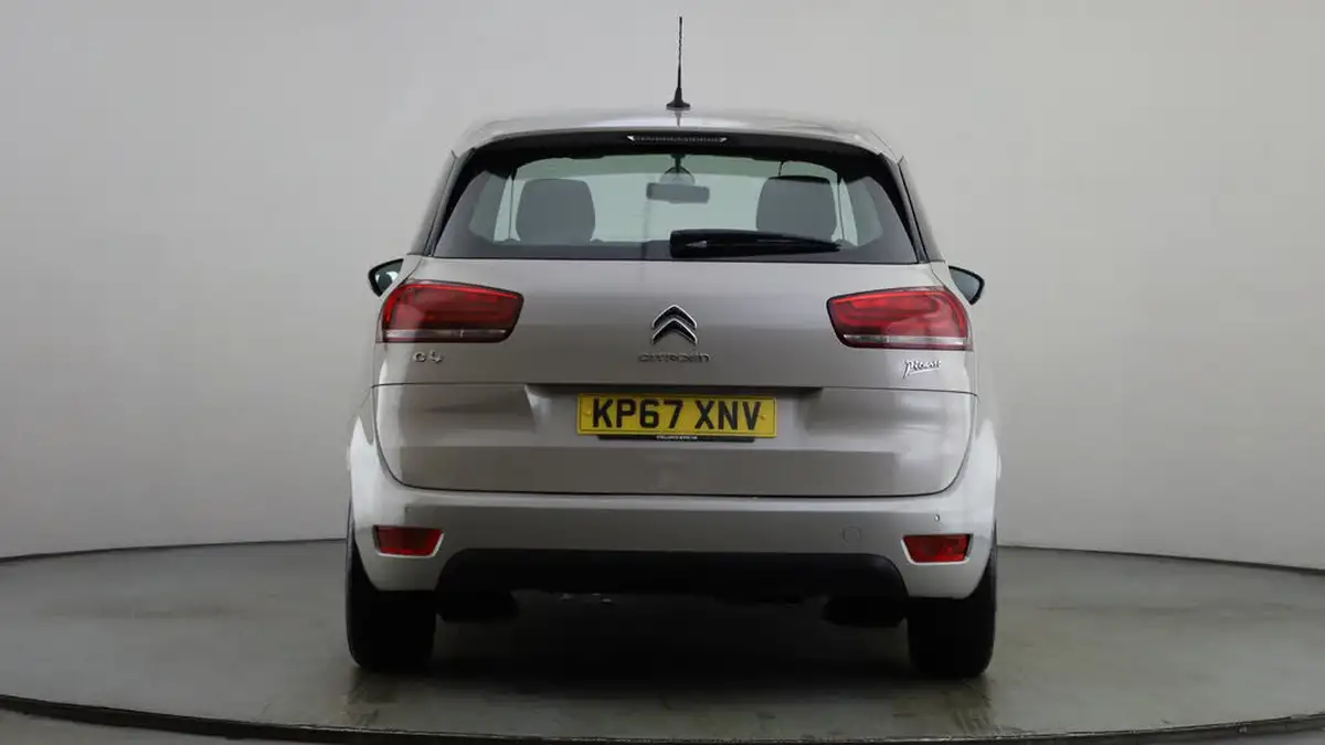 2017-citroen-c4-picasso-16bluehdi-feel-eat6-big-12