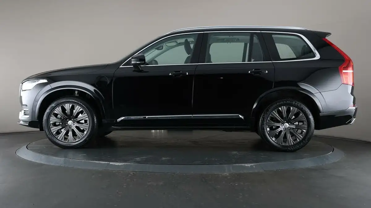 2021-volvo-xc90-20-t8-inscription-390bhp-big-4
