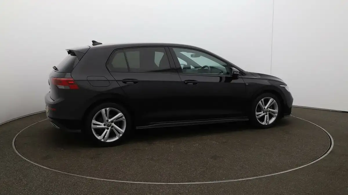 2021-volkswagen-golf-15-tsi-r-line-150ps-hatchback-big-44