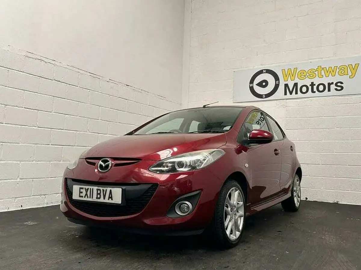 2011-mazda-mazda2-13-takuya-big-2
