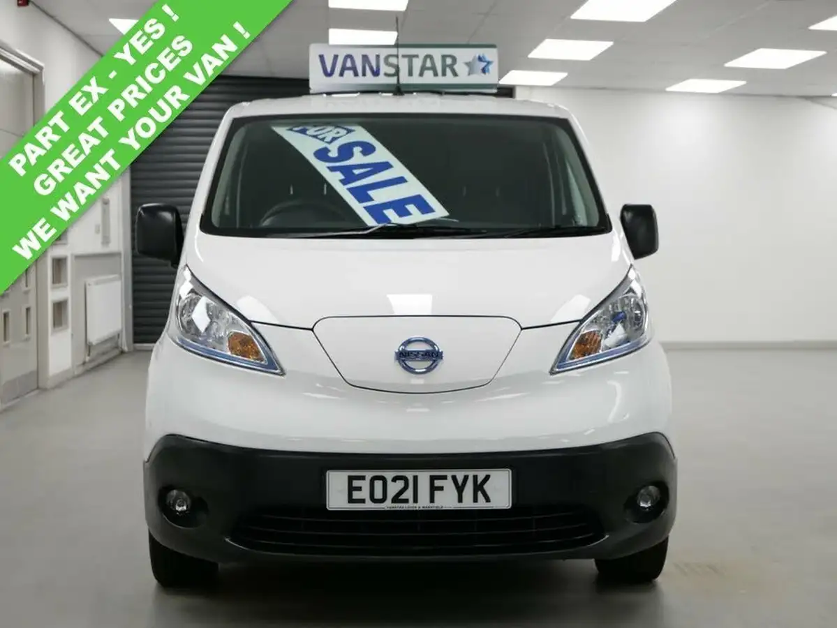 2021-nissan-env200-e-acenta-panel-van-auto-big-10