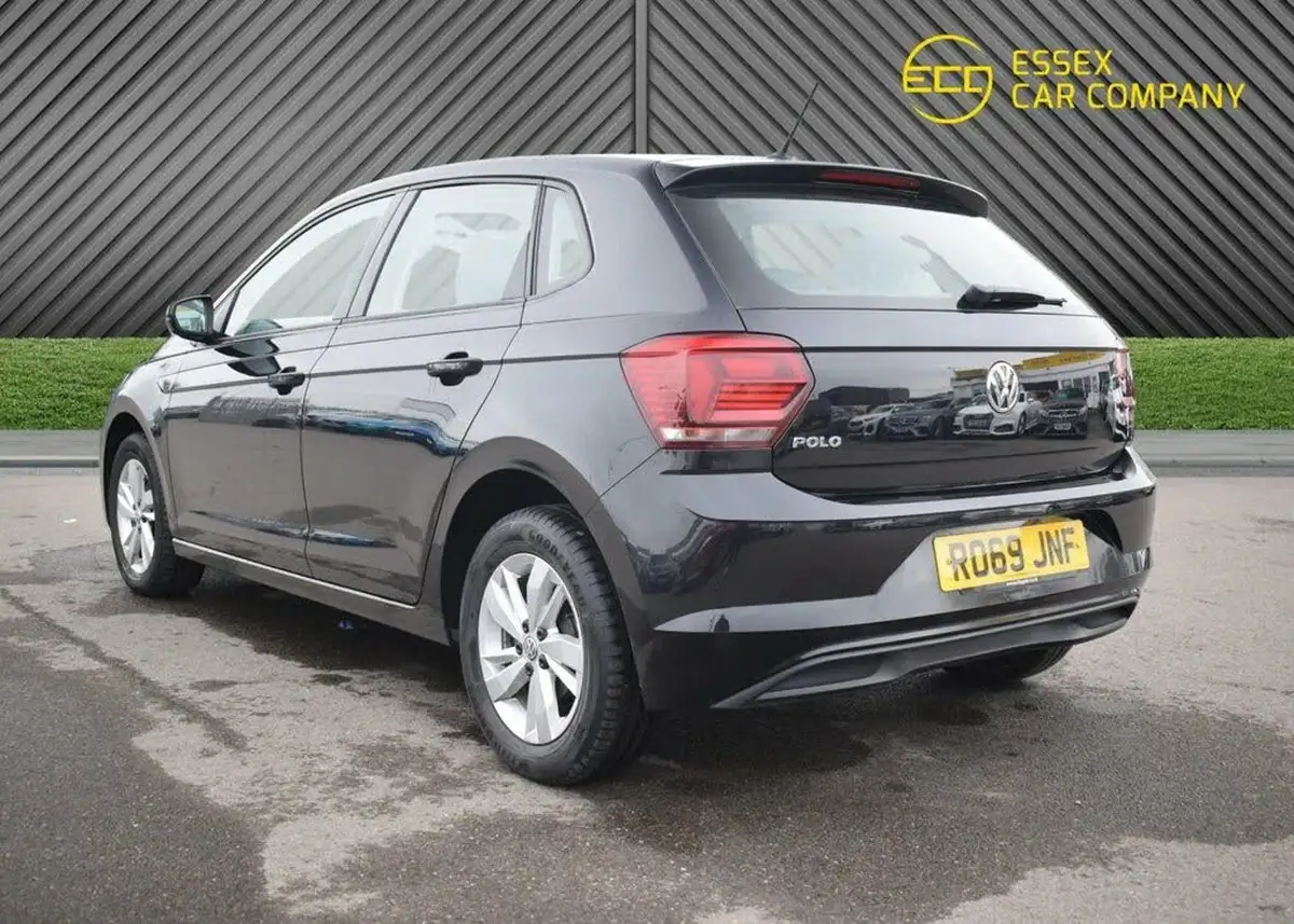 2019-volkswagen-polo-10-tsi-se-big-10