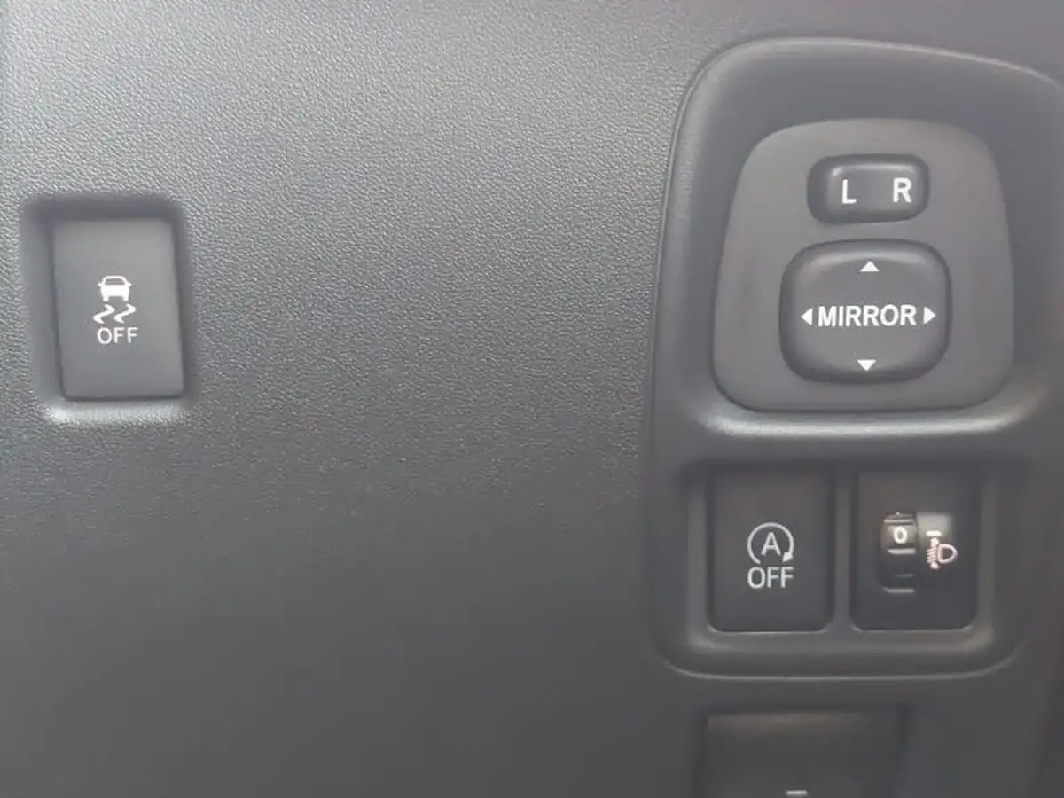2021-citroen-c1-10-vti-jcc-big-17