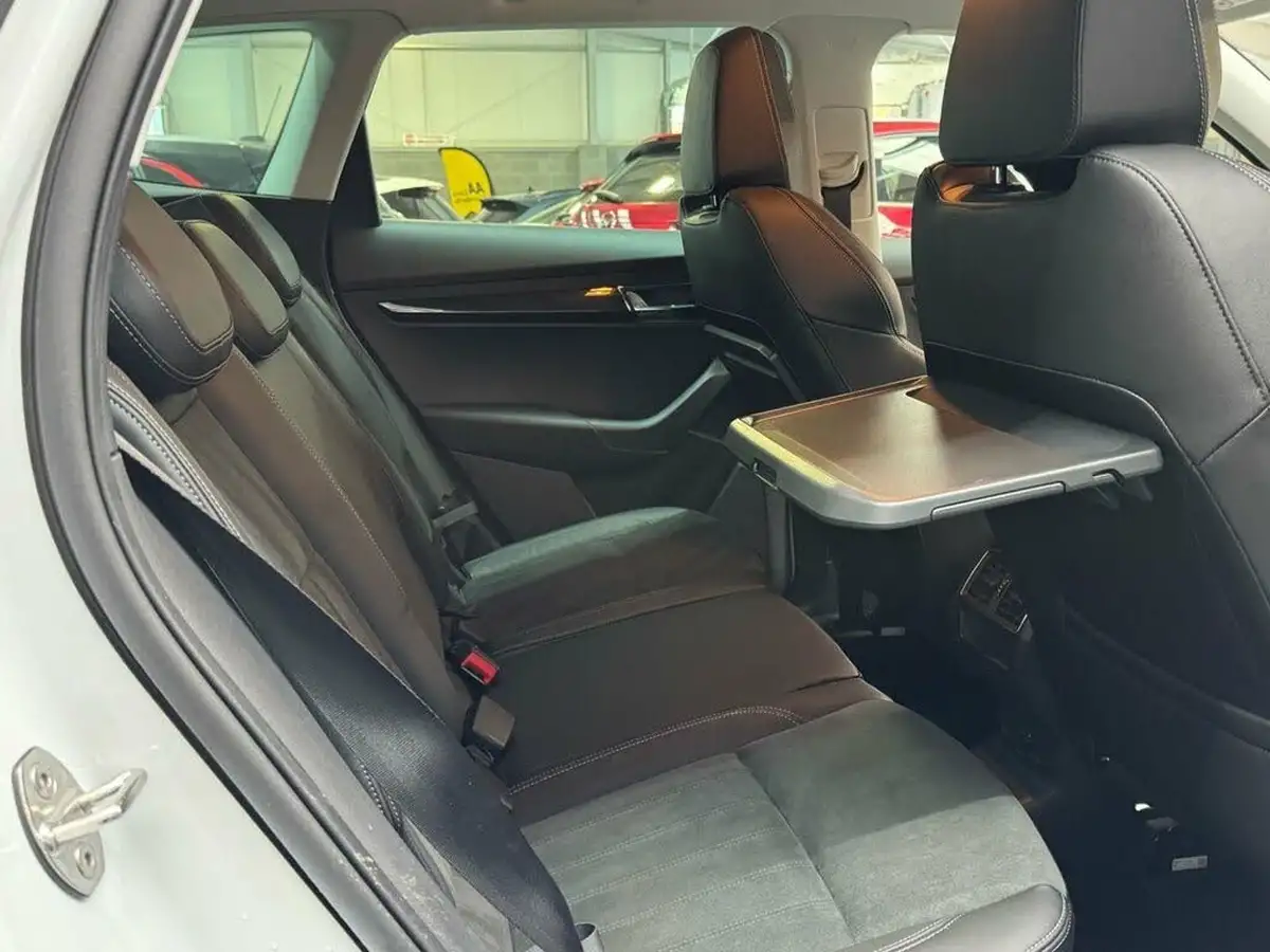 2022-skoda-karoq-10-tsi-se-l-big-23