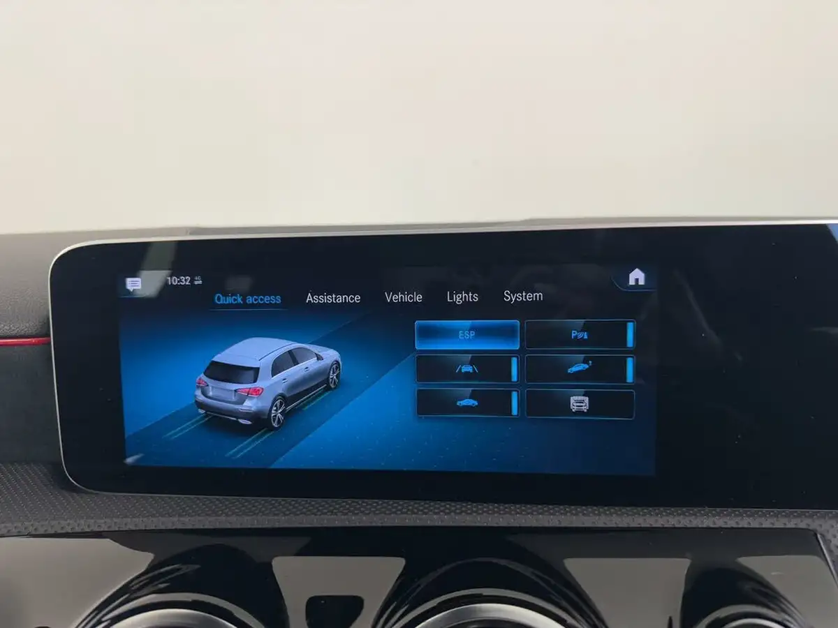 2021-mercedes-benz-a-class-15d-a180d-amg-line-executive-hatchback-5d-7g-dct-big-48
