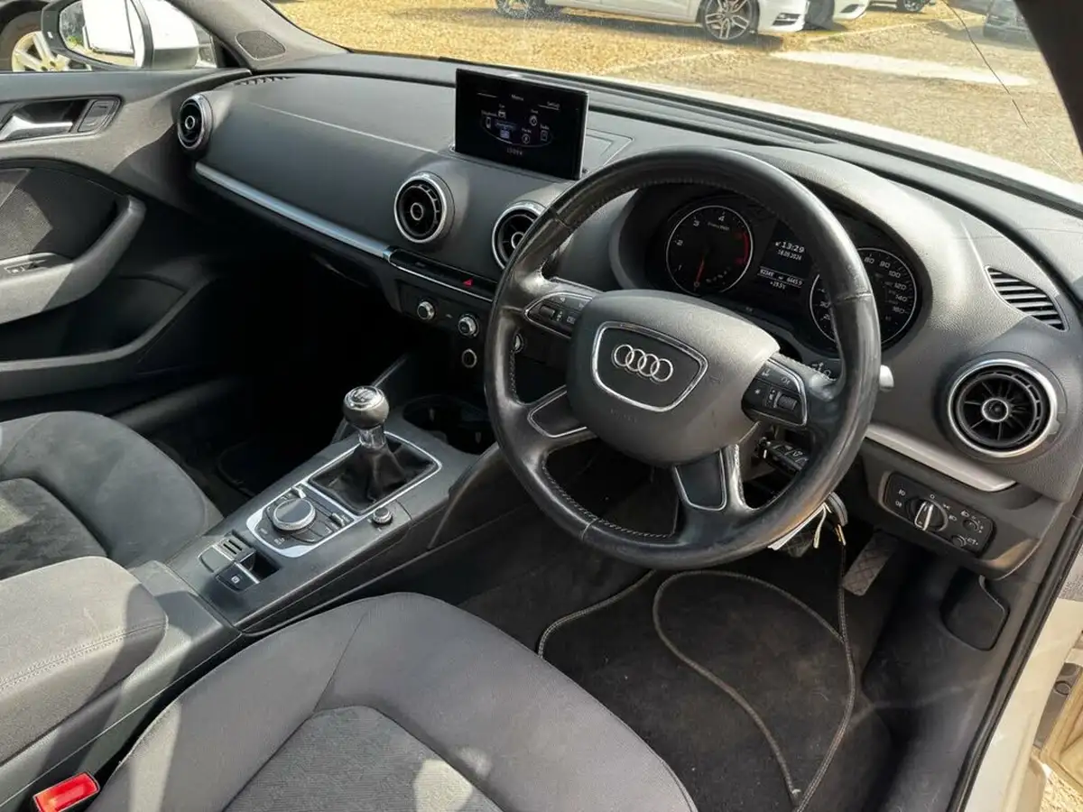 2013-audi-a3-20-tdi-se-sportback-5d-1968cc-big-9