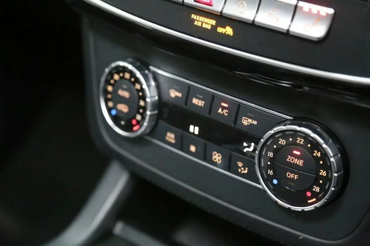 2016-mercedes-benz-gle-class-55-gle63-amg-s-577bhp-estate-speedshift-big-37