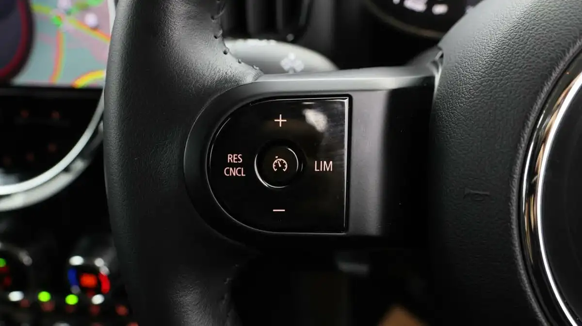 2022-mini-countryman-20-cooper-s-classic-premium-auto-big-21