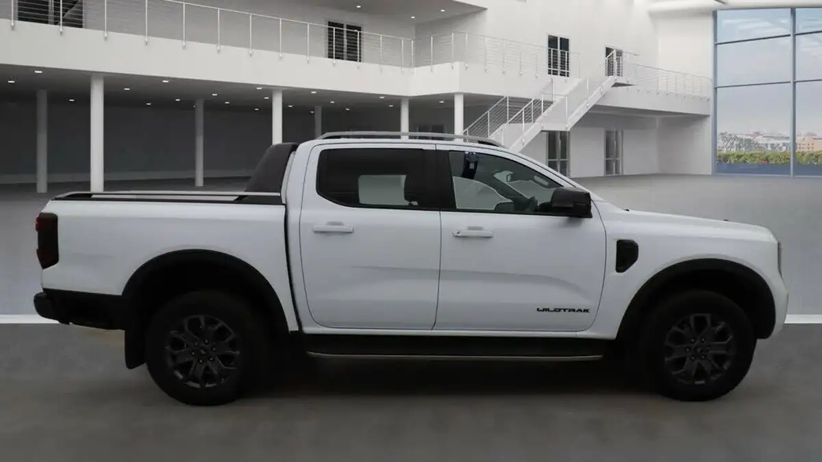 2023-ford-ranger-20-ecoblue-wildtrak-double-cab-big-3