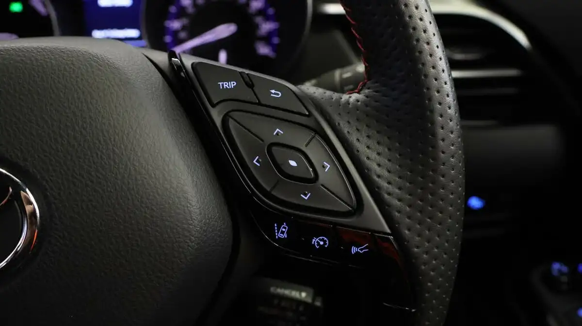 2023-toyota-c-hr-18-vvt-i-gr-sport-big-22