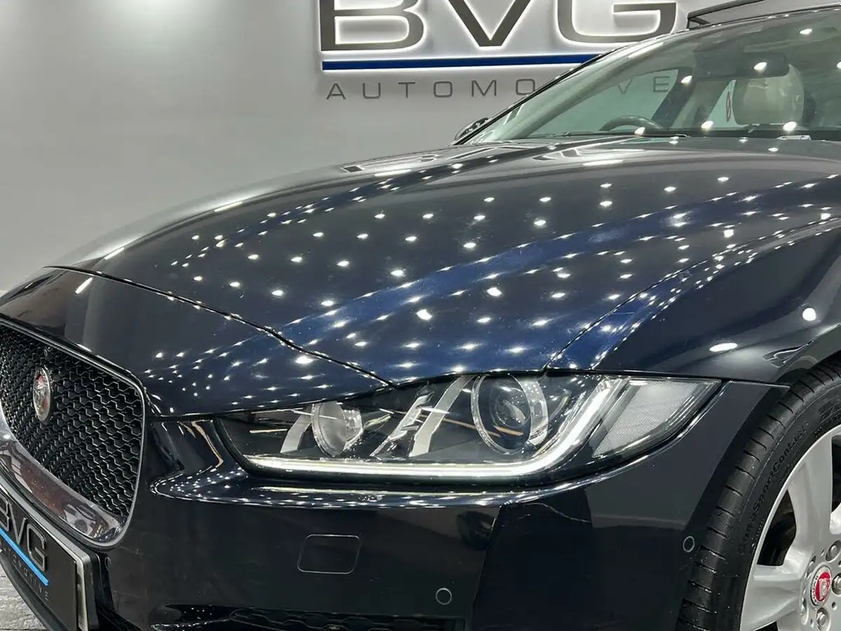 2015-jaguar-xe-20td-portfolio-180ps-auto-big-13