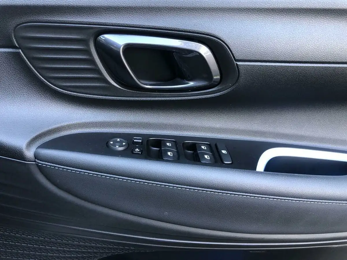 2022-hyundai-i20-n-16-t-gdi-big-25