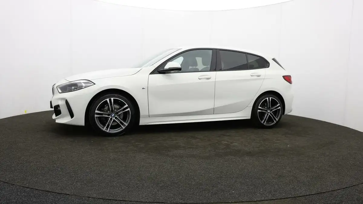 2022-bmw-1-series-15-118i-m-sport-lcp-big-64