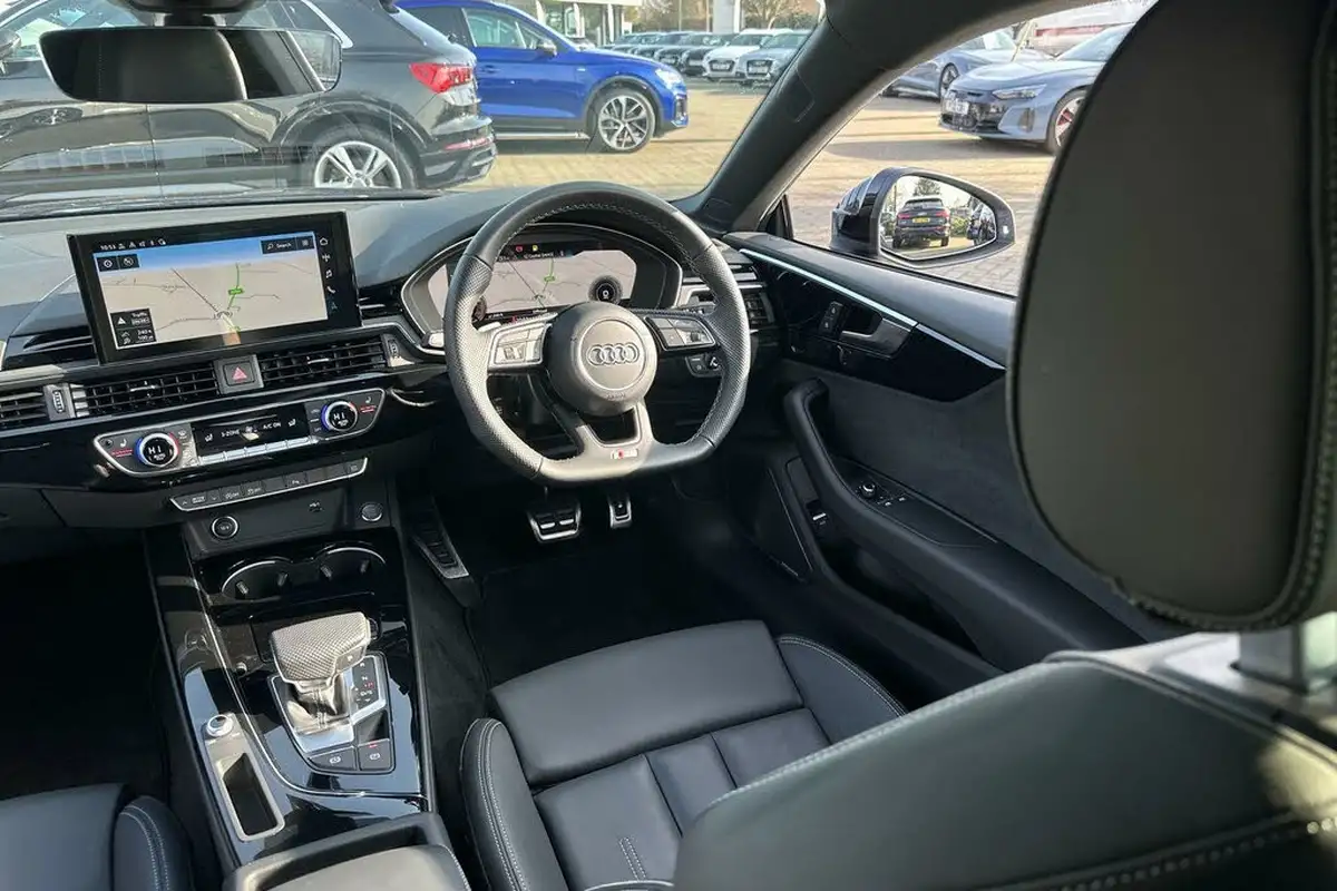 2022-audi-a5-20-45-tfsi-black-edition-coupe-2d-big-36