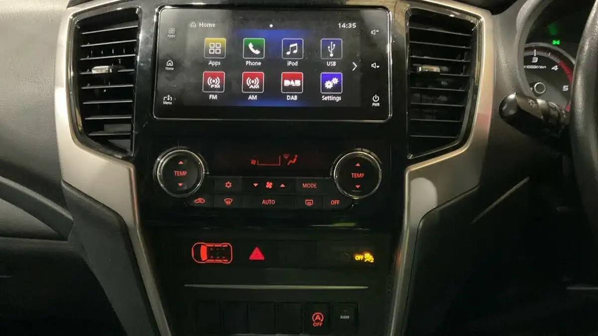 2020-mitsubishi-l200-22di-d-warrior-auto-big-8
