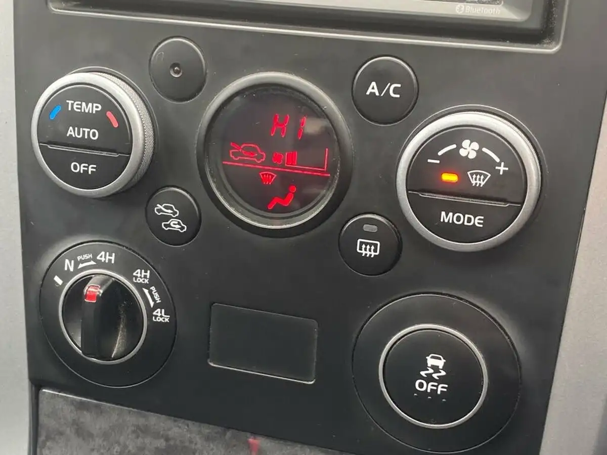 2014-suzuki-grand-vitara-24-sz5-big-37