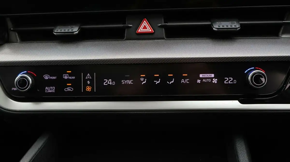 2022-kia-sportage-16crdi-4-big-12