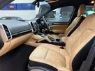 2015-porsche-cayenne-30td-small-37