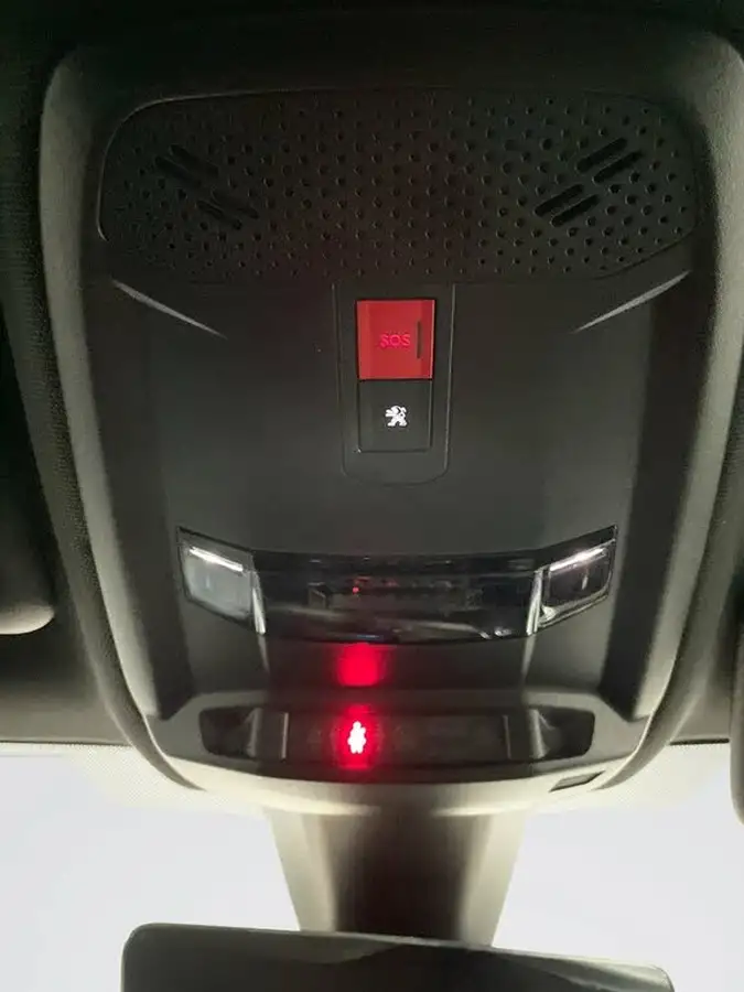 2022-peugeot-208-e-gt-136bhp-50kwh-big-15