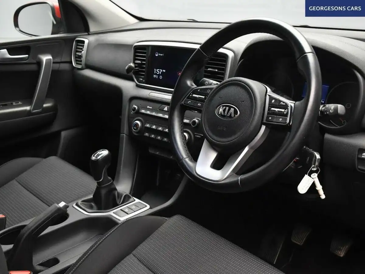 2022-kia-sportage-16-gdi-2-big-10