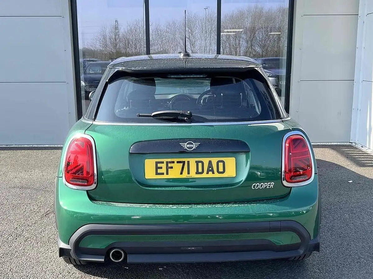 2022-mini-cooper-15-cooper-classic-hatchback-5d-big-2