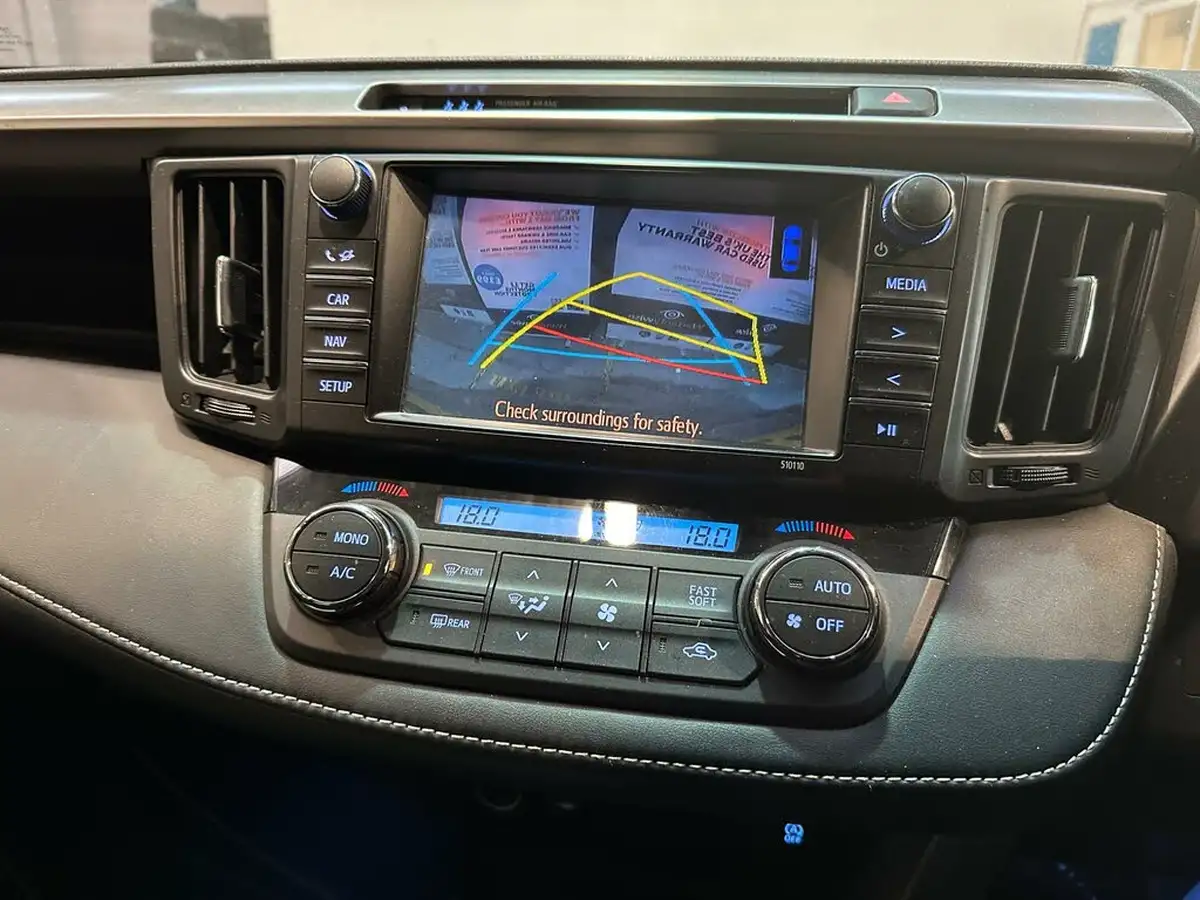 2016-toyota-rav4-20d-4d-business-edition-tss-navi-big-12