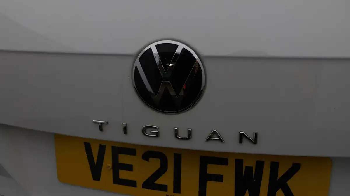 2021-volkswagen-tiguan-15-tsi-r-line-big-19