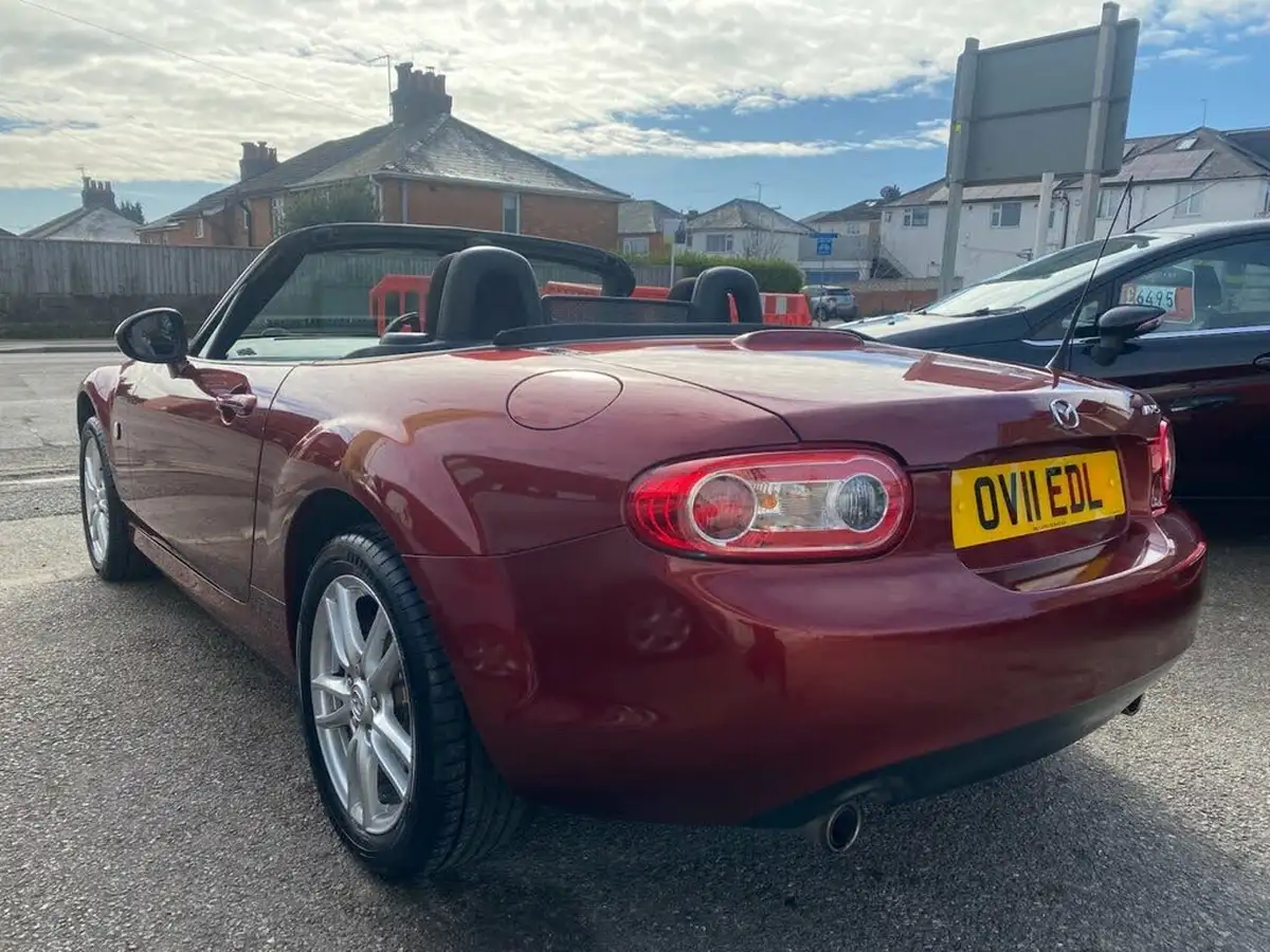 2011-mazda-mx-5-18-se-126ps-big-7