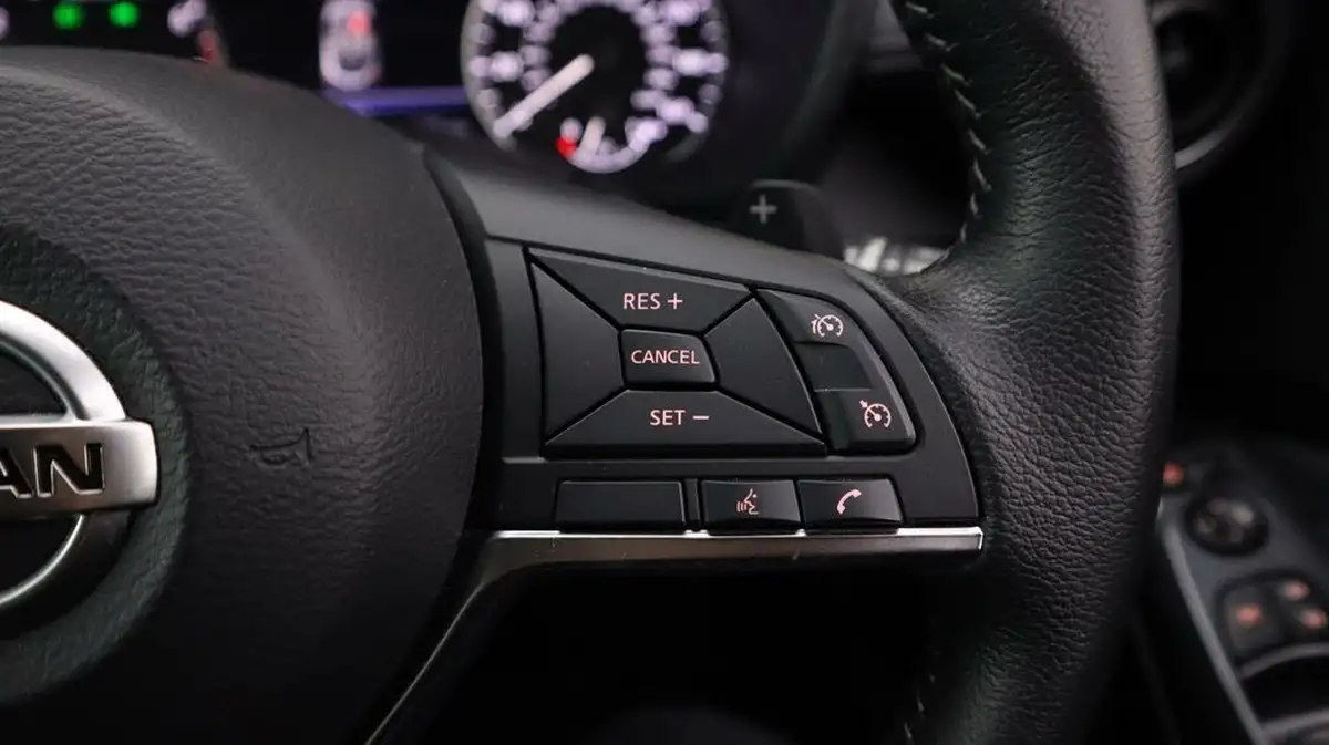 2020-nissan-juke-10-dig-t-n-connecta-117ps-dct-big-22