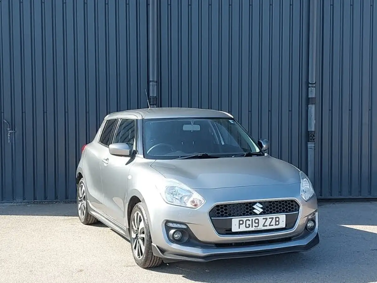2019-suzuki-swift-12-dualjet-attitude-big-0