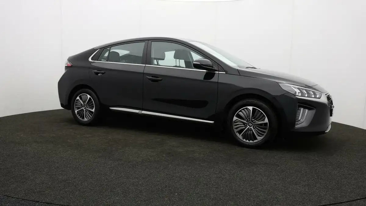2022-hyundai-ioniq-16-gdi-premium-plug-in-hybrid-big-37