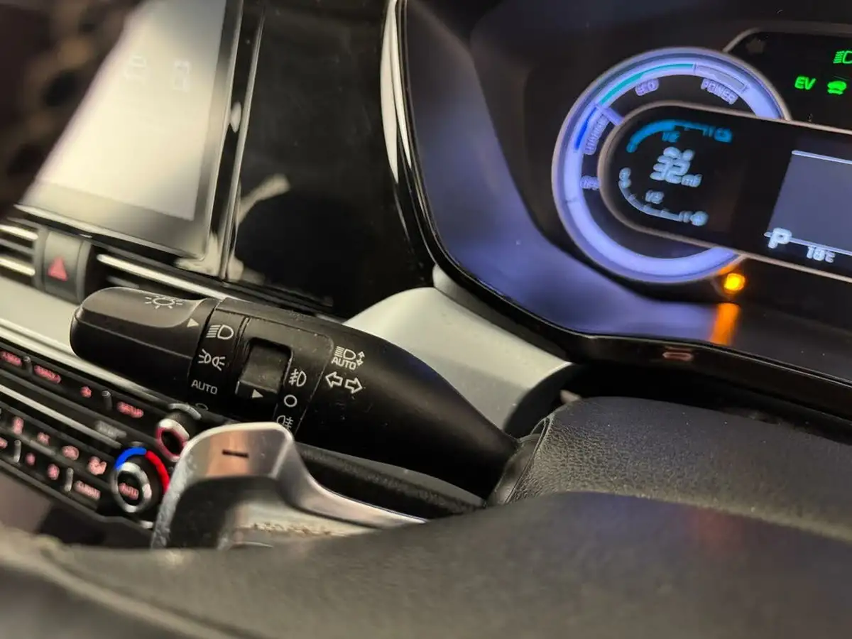 2021-kia-niro-16-gdi-2-big-25