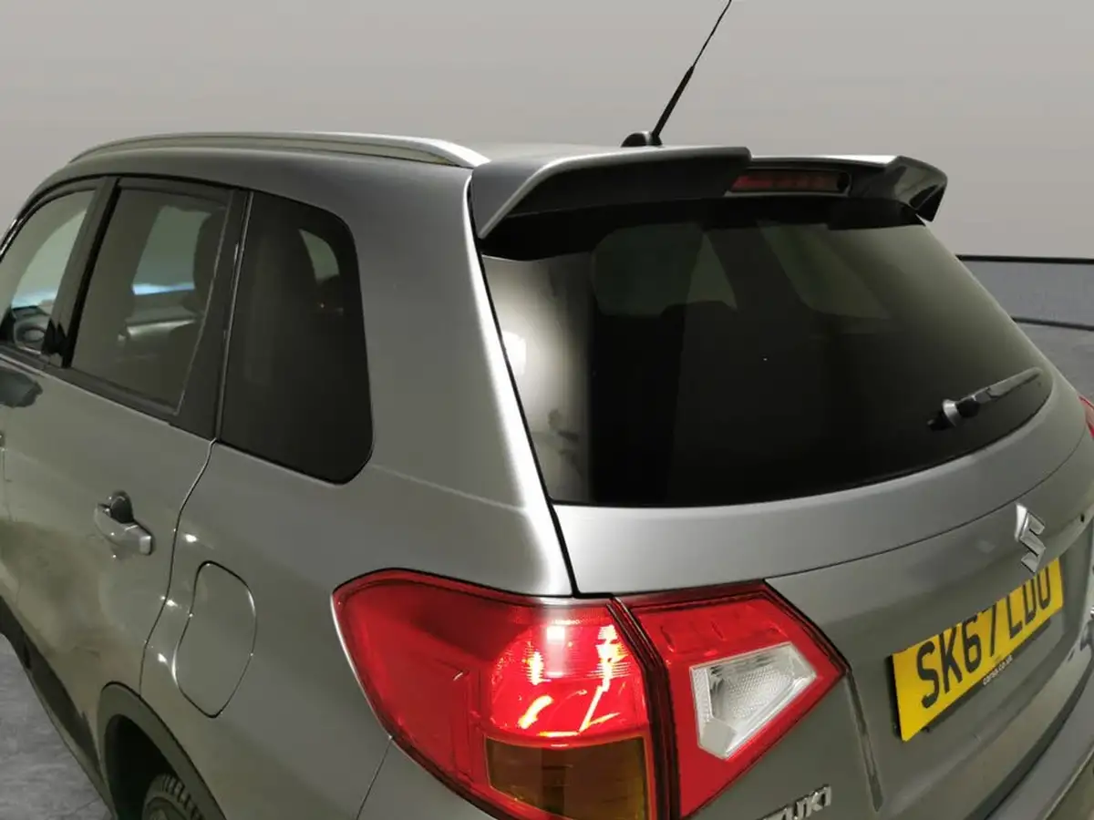2017-suzuki-vitara-14-boosterjet-s-auto-big-16