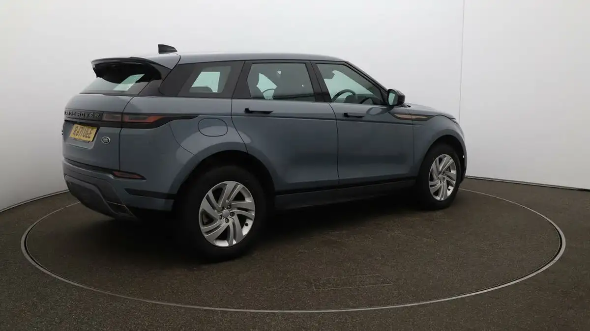 2022-land-rover-range-rover-evoque-15-p300e-r-dynamic-s-big-50