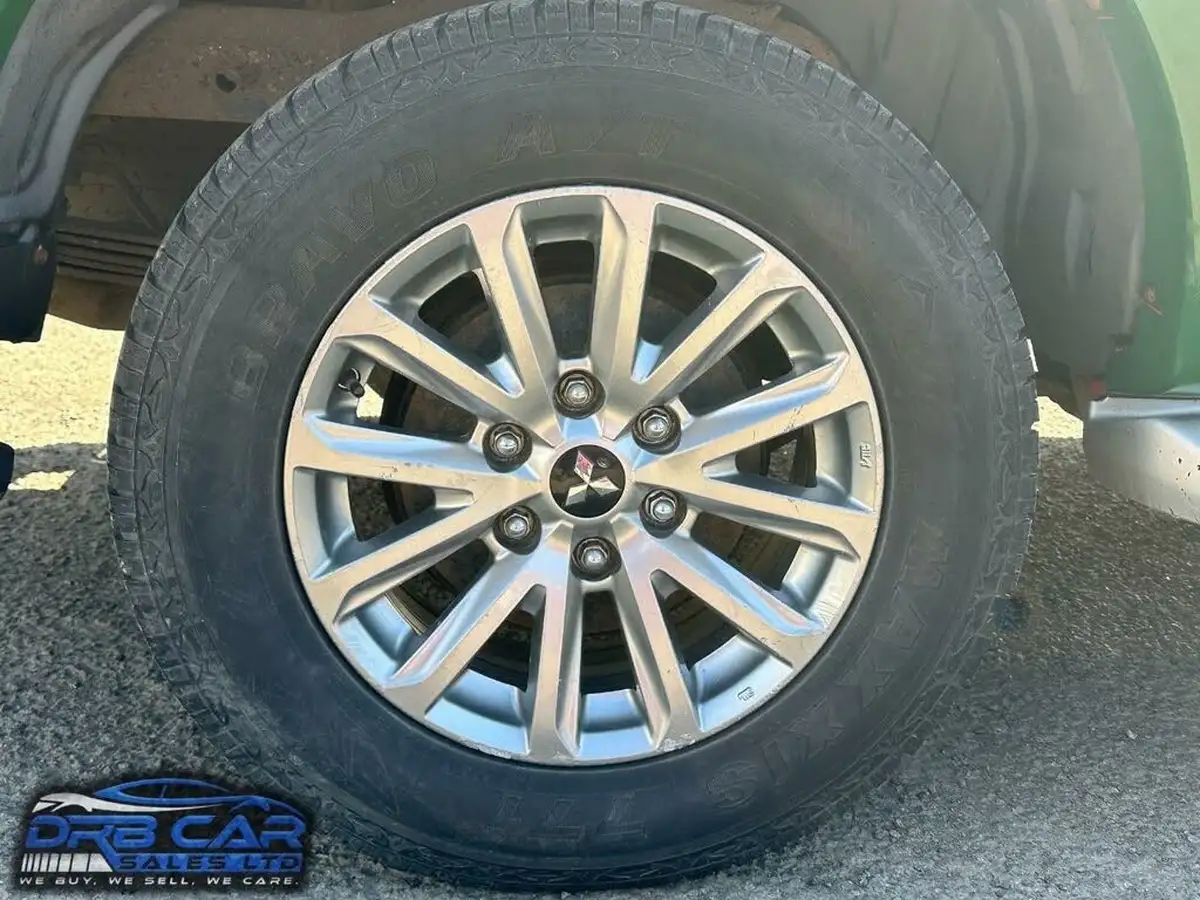 2019-mitsubishi-l200-24di-d-titan-eu6b-big-12